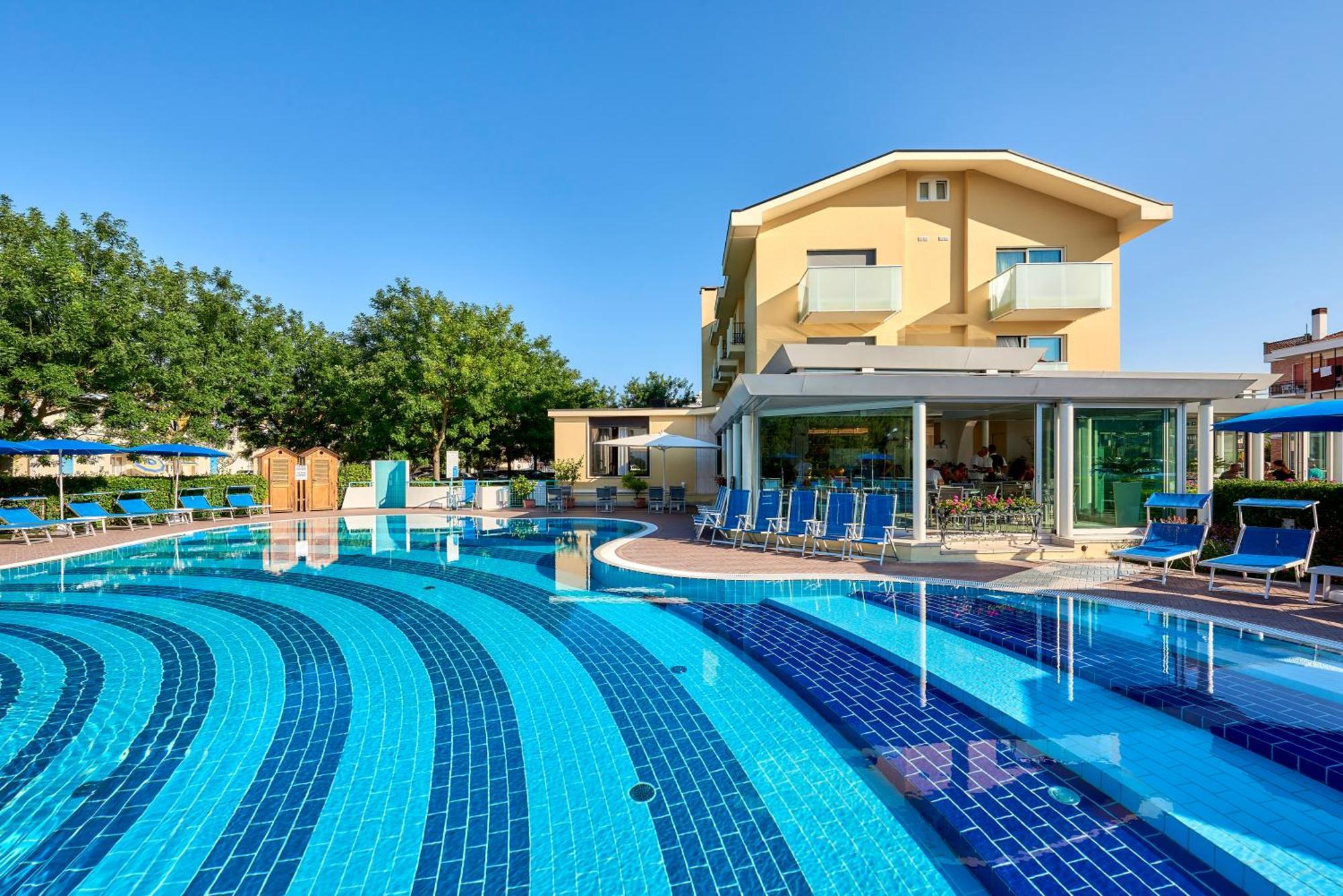 Junior Family Hotel Cavallino-Treporti Luaran gambar