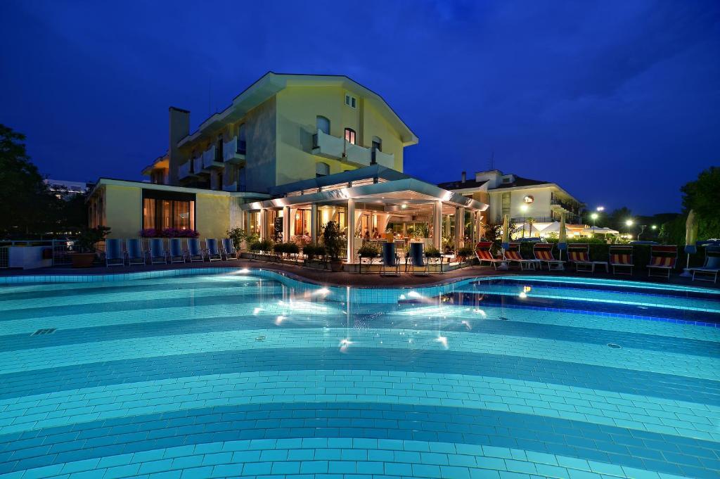 Junior Family Hotel Cavallino-Treporti Luaran gambar